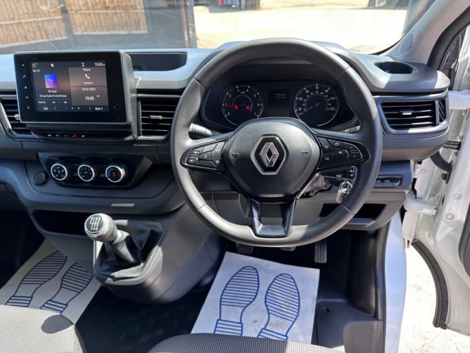 2025 Renault Trafic