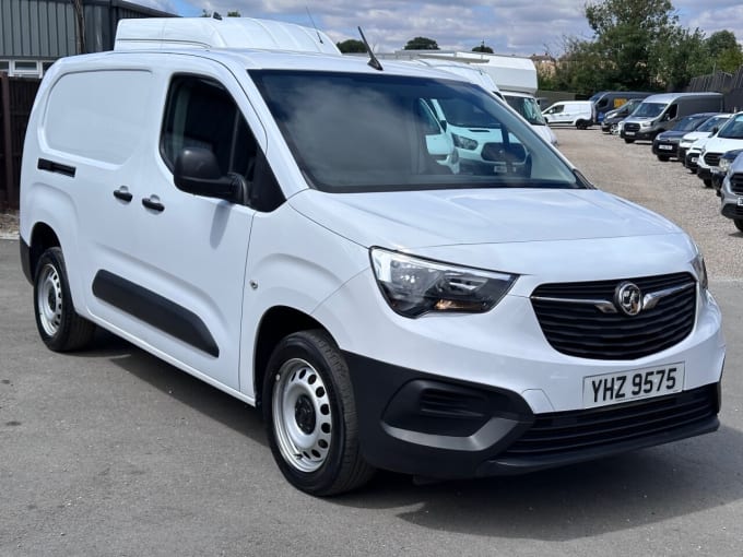 2025 Vauxhall Combo