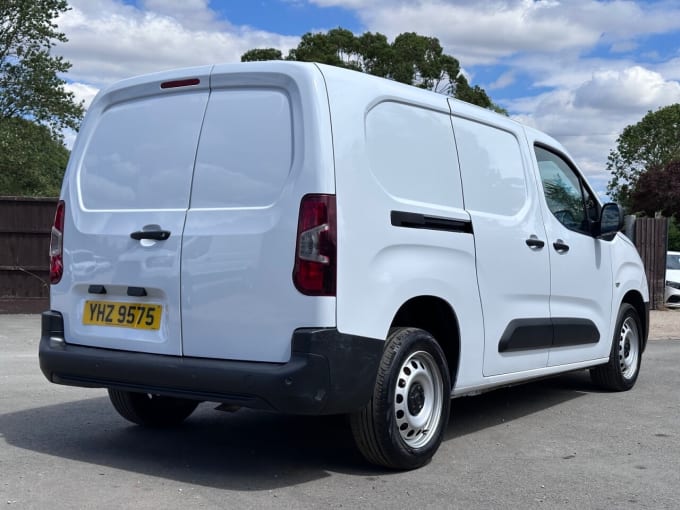 2025 Vauxhall Combo