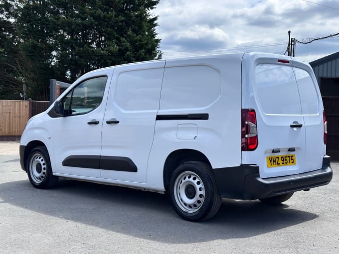 2025 Vauxhall Combo
