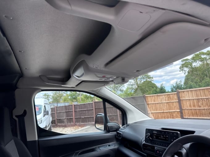 2025 Vauxhall Combo