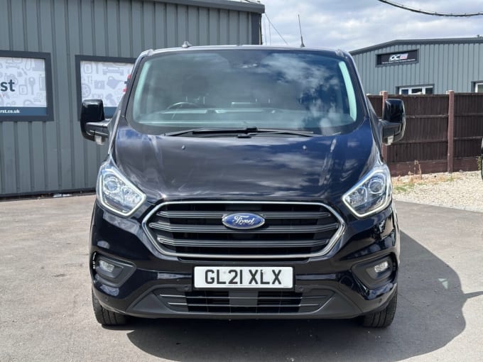 2025 Ford Transit Custom