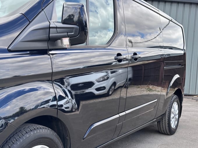 2025 Ford Transit Custom
