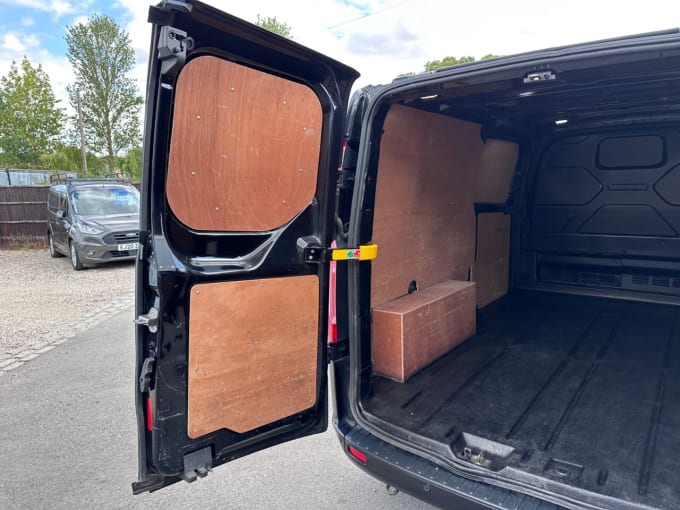 2025 Ford Transit Custom