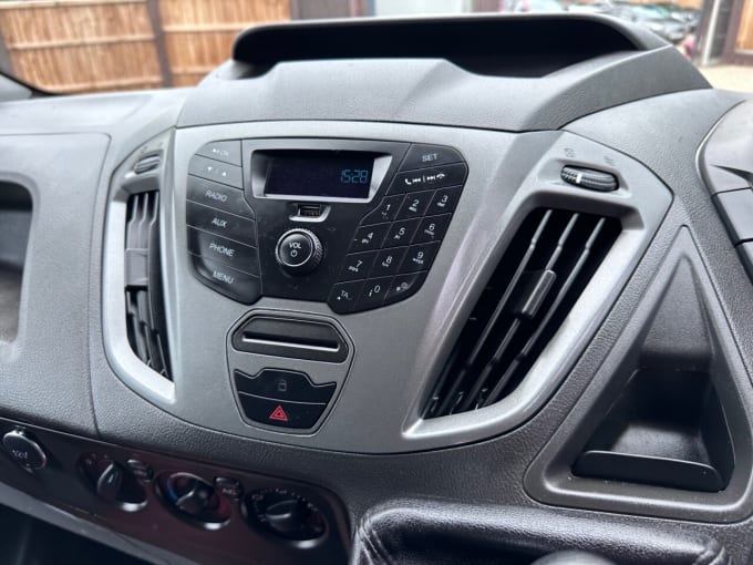 2025 Ford Transit Custom