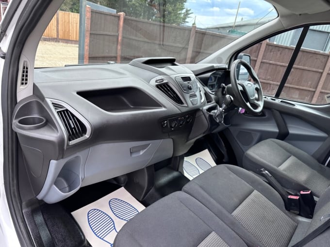 2025 Ford Transit Custom