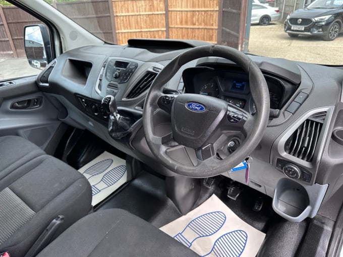 2025 Ford Transit Custom