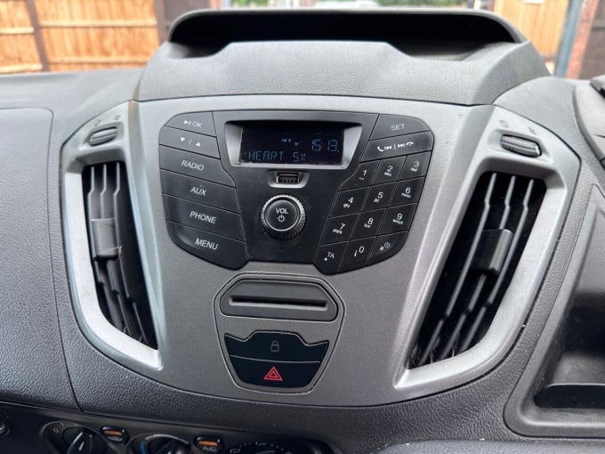 2025 Ford Transit Custom