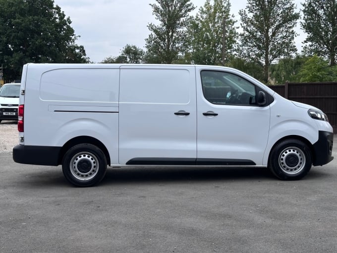 2025 Vauxhall Vivaro