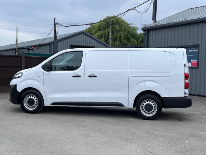 2025 Vauxhall Vivaro