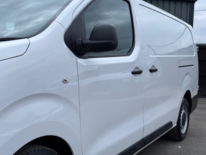 2025 Vauxhall Vivaro