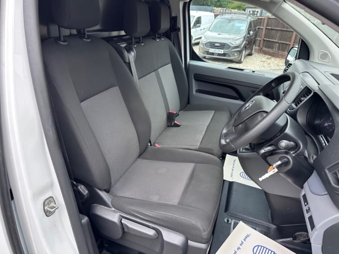 2025 Vauxhall Vivaro