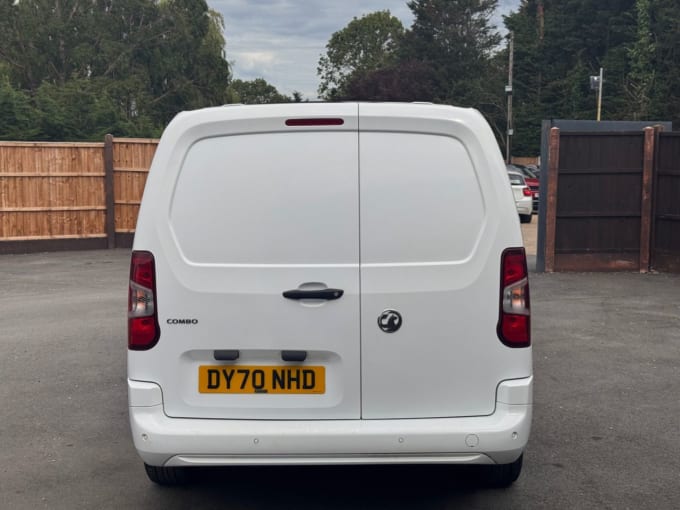 2025 Vauxhall Combo