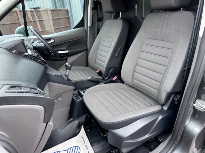 2025 Ford Transit Connect
