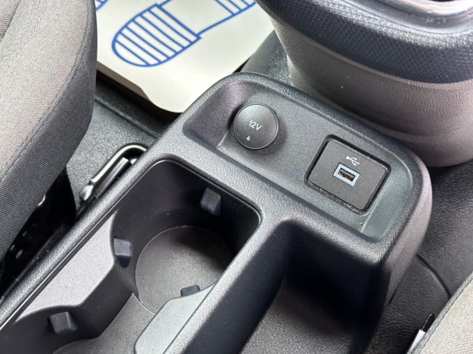 2025 Ford Transit Connect