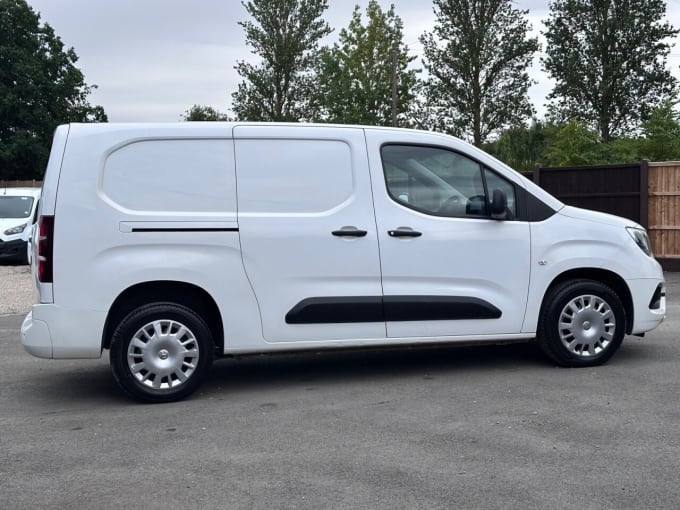 2025 Vauxhall Combo