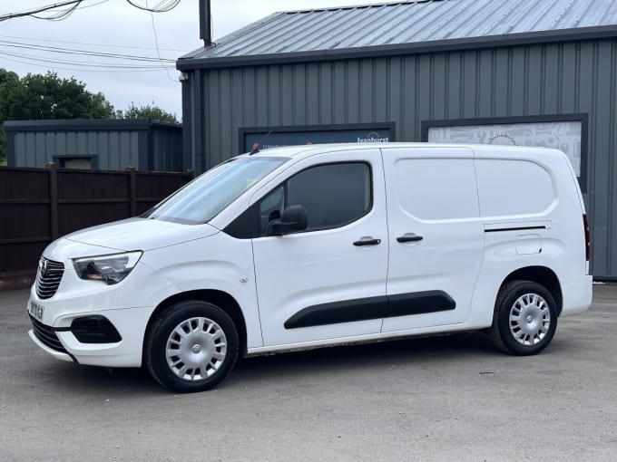 2025 Vauxhall Combo