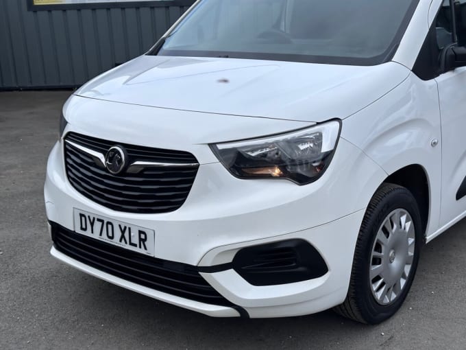 2025 Vauxhall Combo