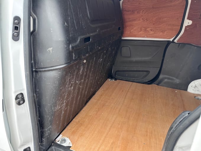 2025 Vauxhall Combo