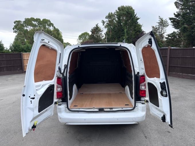 2025 Vauxhall Combo