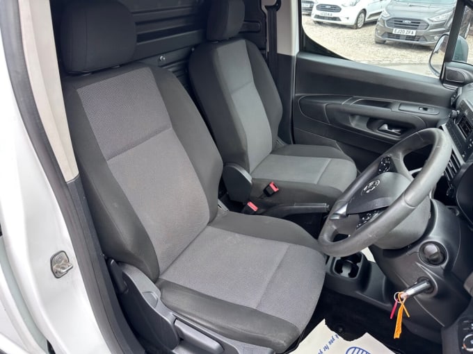 2025 Vauxhall Combo