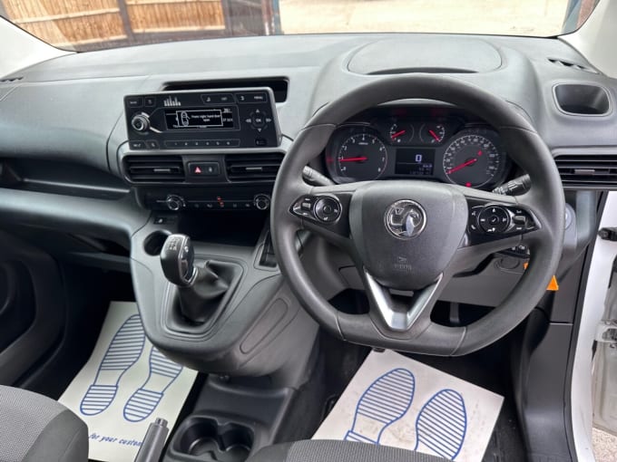 2025 Vauxhall Combo