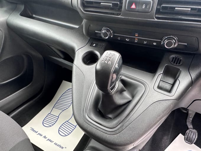 2025 Vauxhall Combo