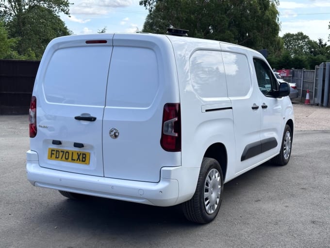 2025 Vauxhall Combo