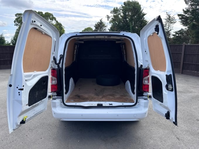 2025 Vauxhall Combo