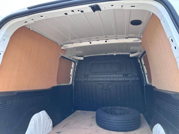 2025 Vauxhall Combo