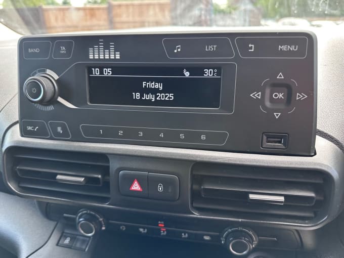 2025 Vauxhall Combo