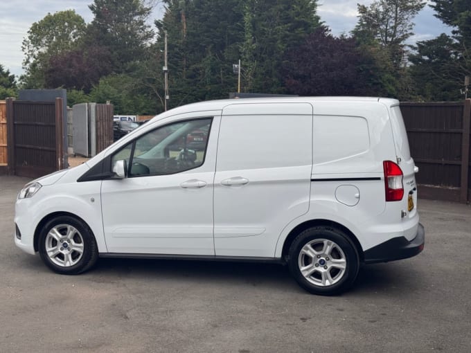 2025 Ford Transit Courier