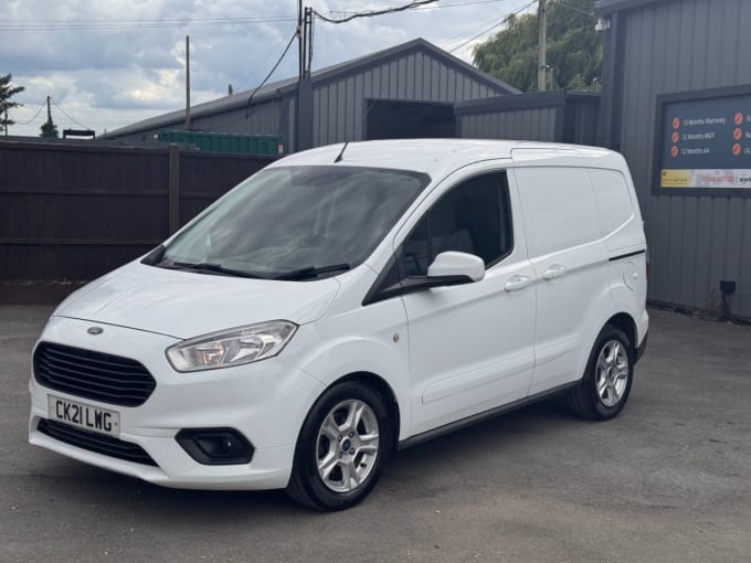 2025 Ford Transit Courier