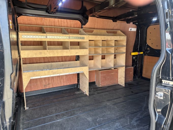 2025 Ford Transit Custom