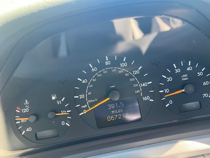 2002 Mercedes-benz Clk