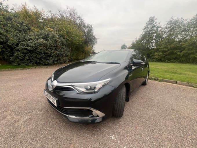 2017 Toyota Auris