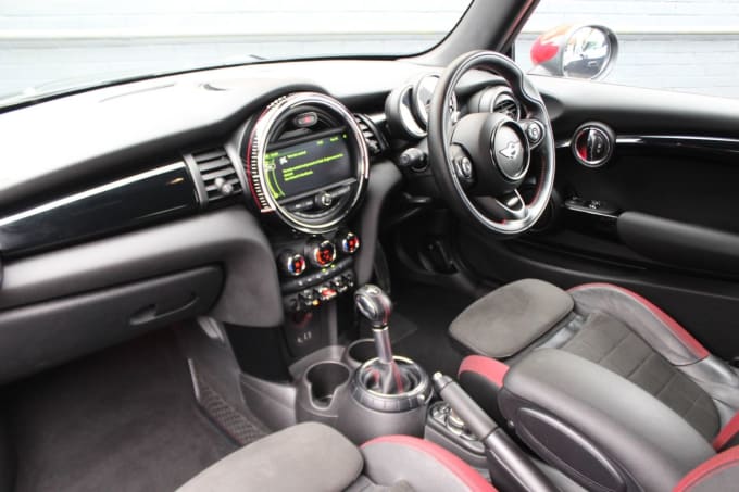 2024 Mini Hatch John Cooper Works