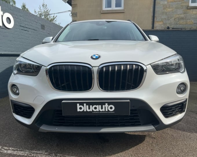 2025 BMW X1