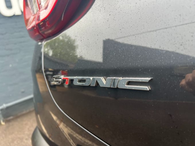 2025 Kia Stonic