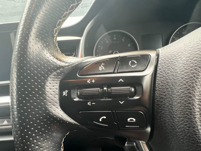 2025 Kia Stonic