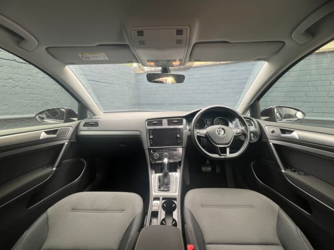 2025 Volkswagen Golf