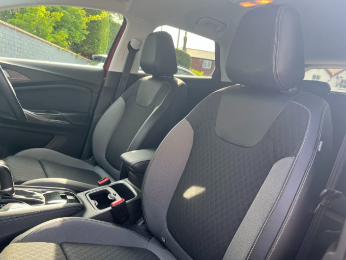 2025 Vauxhall Grandland X