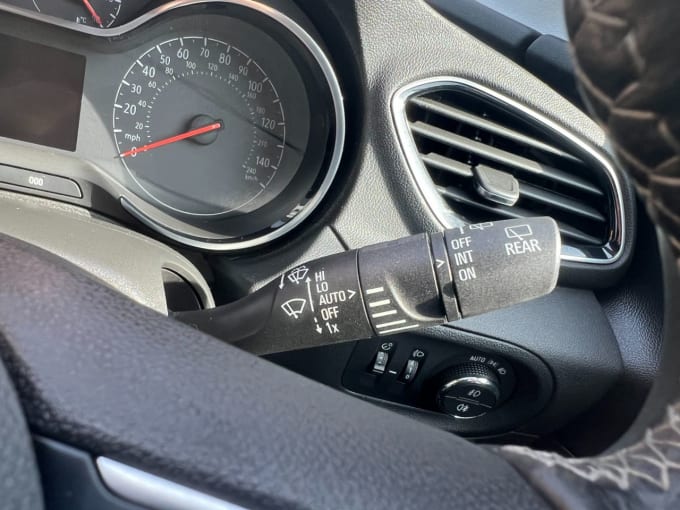 2025 Vauxhall Grandland X