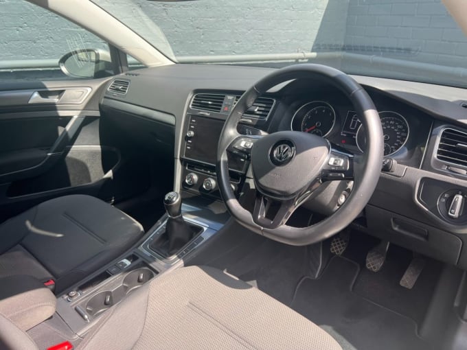 2025 Volkswagen Golf