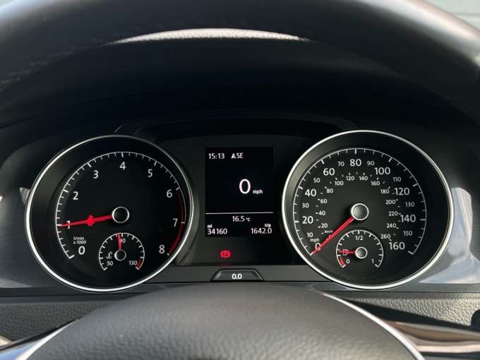 2025 Volkswagen Golf
