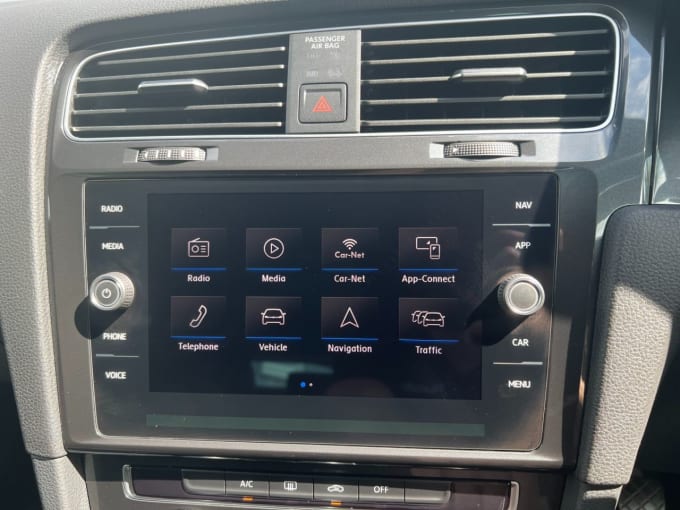 2025 Volkswagen Golf