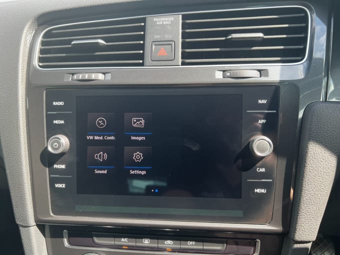 2025 Volkswagen Golf