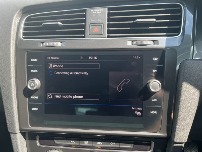 2025 Volkswagen Golf
