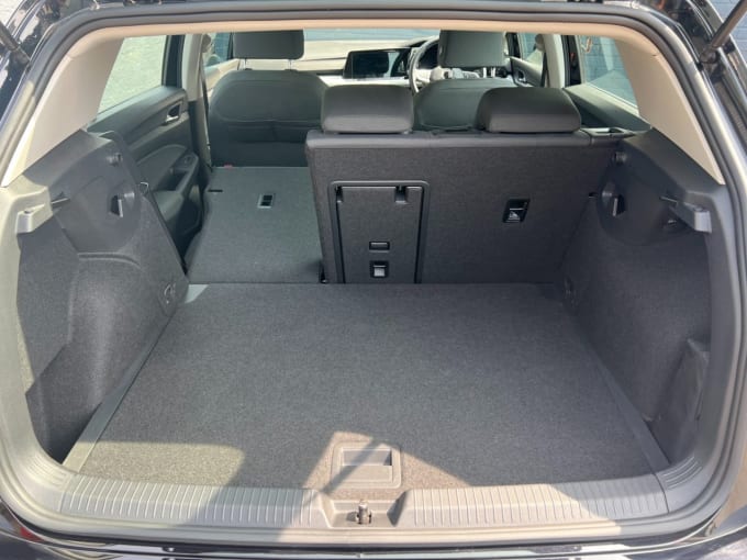2025 Volkswagen Golf