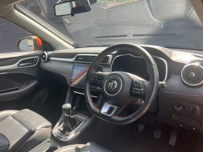 2025 Mg Mg Zs